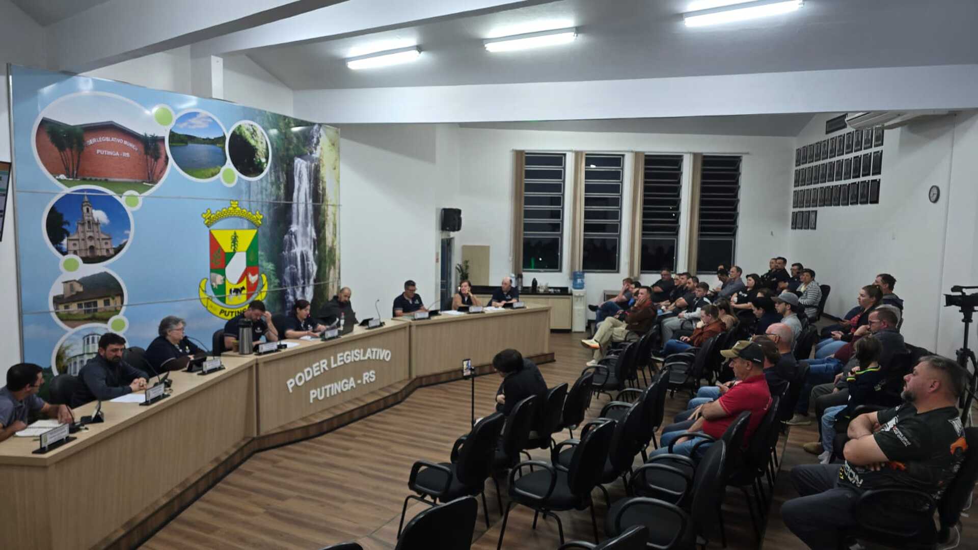 Vereadores reprovam incentivo de R$ 1 milhão à Meteoro Alimentos