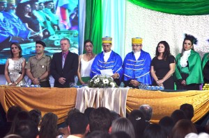 Vereador Décio Loureiro esteve representando a Câmara na formatura de Enfermagem 