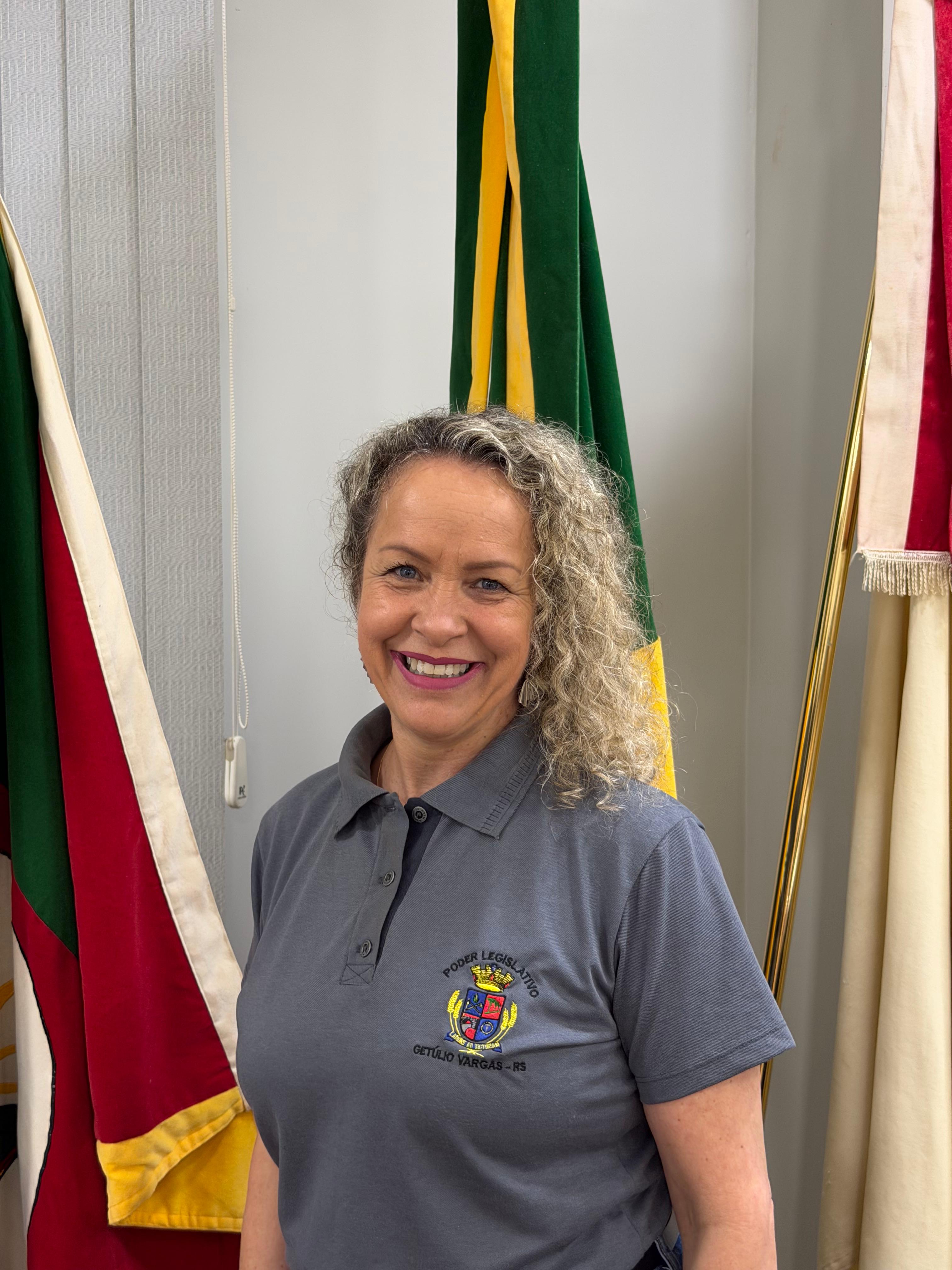 Suzi Teresinha dos Santos pede troca dos telhados dos berçários industriais de Getúlio Vargas