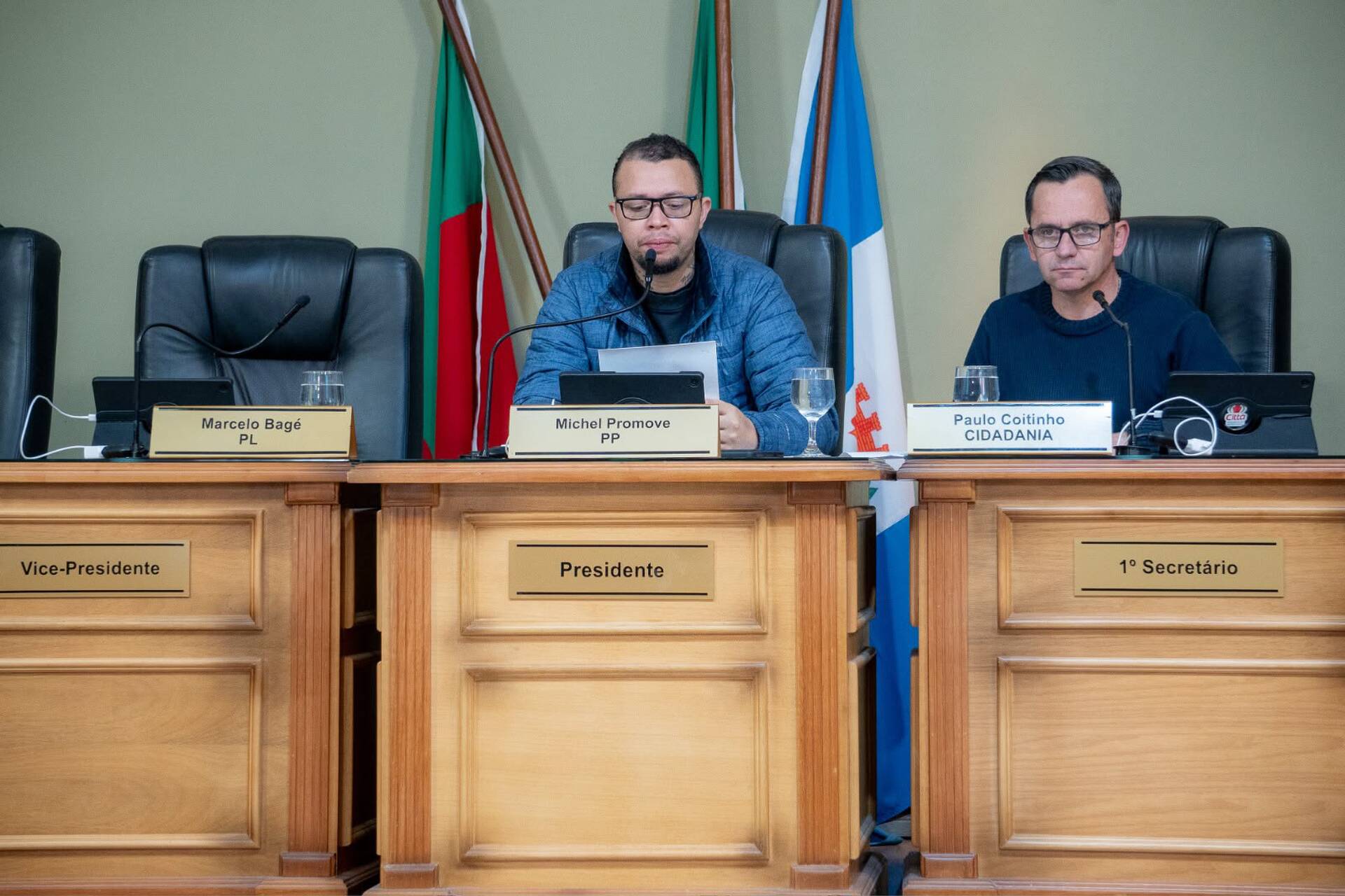 Câmara abre semana com referências ao projeto do PAC Mobilidade