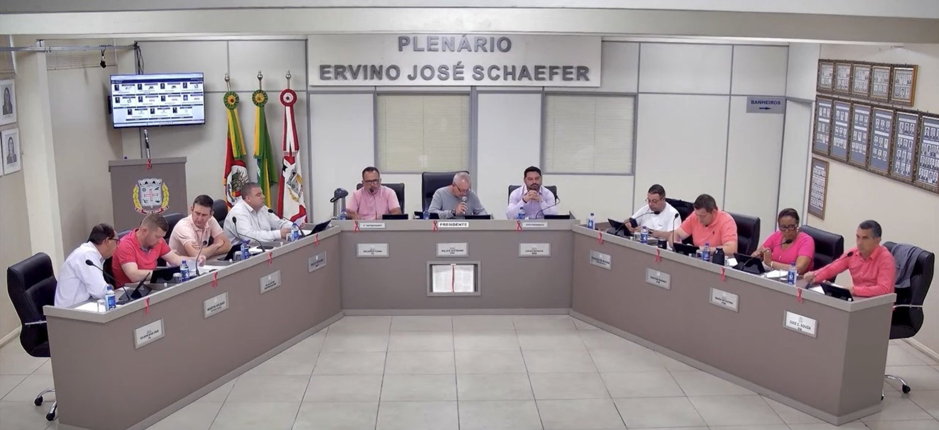 Legislativo aprova quatro projetos do Executivo e moção de apoio à Educação em Alternância