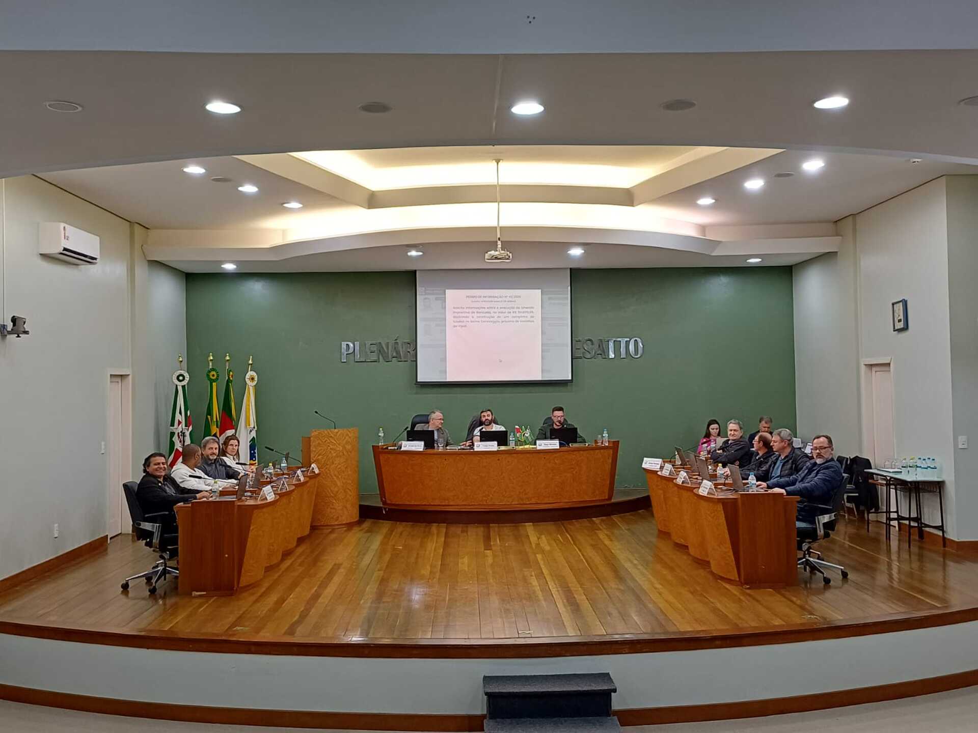 34 Sessão Ordinária em 13.10.2026.